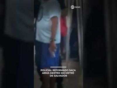 PM da reserva saca arma após discussão em vagão do metrô em Salvador | #SBTManhã