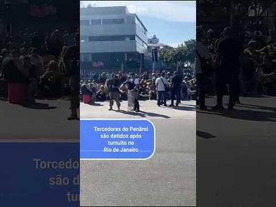 Torcedores do Peñarol entram em conflito com policiais e moradores no Rio de Janeiro