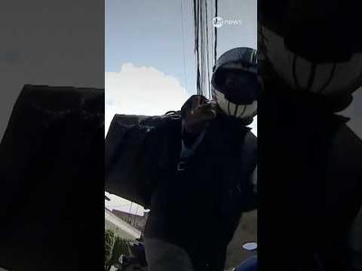 Equipe de reportagem do SBT é assaltada ao vivo em São Paulo | #AlôVocê