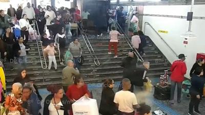 Armas e correria: novo vídeo mostra tiroteio em metrô de SP