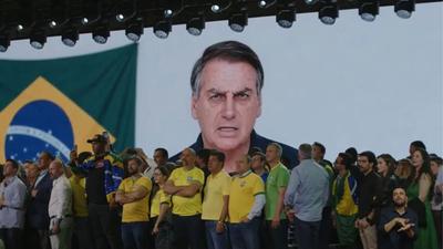 Bolsonaro não sabia do uso de IA por Flávio, dizem aliados