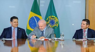 Lula entrega PEC da Segurança ao Congresso Nacional 