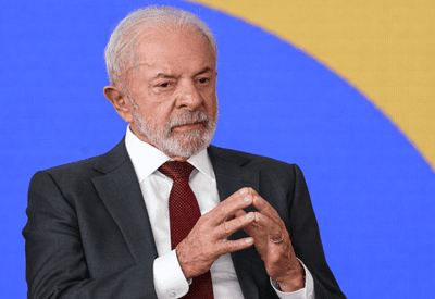 Lula endurece penas a crime sexual contra menor na internet