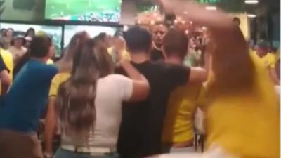 VÍDEO: eliminação do Brasil termina com brigas em PE