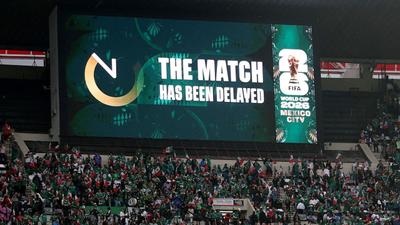 Tempestade adia México x Inglaterra nas quartas de final