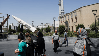 EUA abatem drones iranianos que tinham Ormuz como alvo