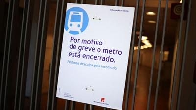 Greve geral em Portugal paralisa trens, voos e escolas