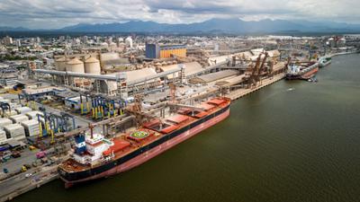 Balança comercial registra superávit de US$ 7,8 bi em maio