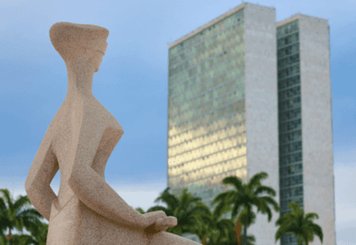 Semana em Brasília tem julgamento do “Núcleo 4” no STF, impasse sobre anistia e debate da isenção do IR no Senado