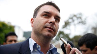 Flávio diz que Dino e Moraes tentam interferir na eleição