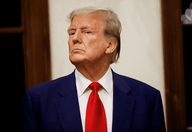 SBT Notícias: Trump oficializa tarifa de 50% ao Brasil e impõe sanções a Alexandre de Moraes