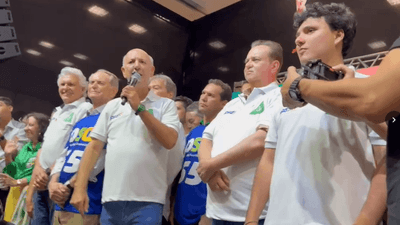 Arruda tenta governar DF 16 anos após prisão: 'me perdoei'