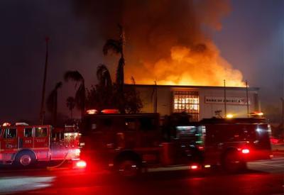 Brasil Agora: Sobe para 24 o número de mortos em incêndios na Califórnia