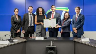 Itamaraty vai readmitir servidora exonerada por banca racial