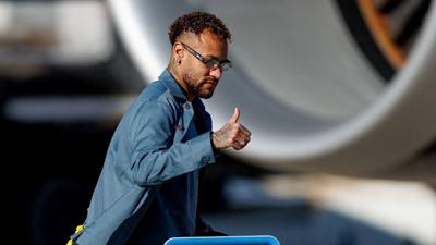 "Neymar pode voltar na próxima semana", diz Ancelotti