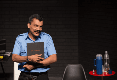 "O Porteiro" transforma plateia em reunião de condomínio
