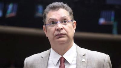 PL tenta convencer TSE a mudar contagem de voto na eleição