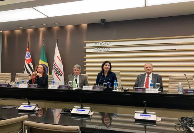 "A minha vice será mulher", diz Simone Tebet a empresários em SP