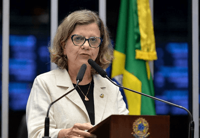 Teresa Leitão sai em defesa de Jaques Wagner