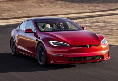 EUA abrem investigação sobre 1 milhão de carros da Tesla