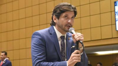 PSDB de SP anuncia apoio a André do Prado ao Senado