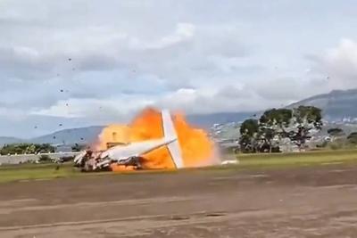 VÍDEO: queda e explosão de avião de pequeno porte deixa mortos na Venezuela