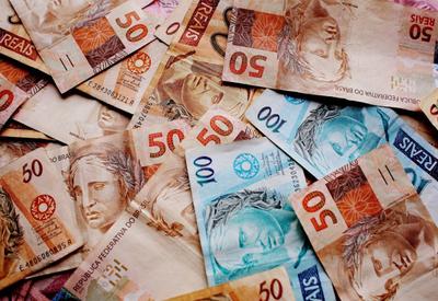 Dívida pública federal cresce 12% em 2024 e vai a R$ 7,3 trilhões