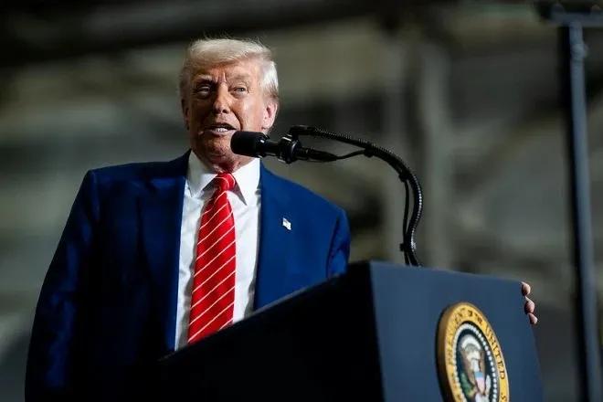 Trump autoriza uso de força militar contra cartéis na América Latina, afirma NYT