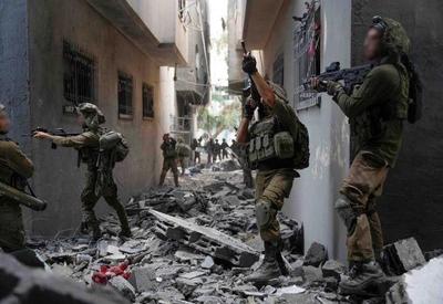 Ataques de Israel matam 17 palestinos em Gaza; maioria das vítimas era mulheres e crianças