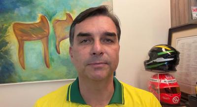 Flávio diz que teve filhas para cuidarem dele na velhice