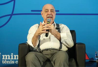 Fuad Noman, prefeito de BH, tem parada cardiorrespiratória e está em estado "bastante grave"