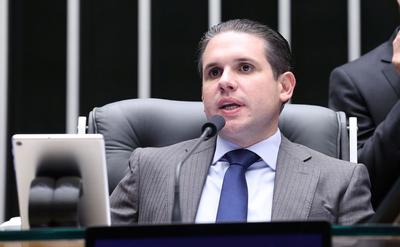Motta defende execução de emendas: "Câmara cumpre a lei"