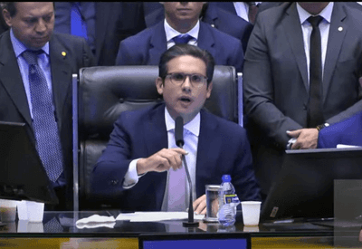 Câmara dos Deputados terá semana marcada por debates sobre anistia e isenção do Imposto de Renda