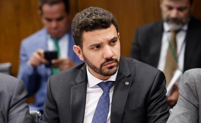 Cobrança por bagagem de mão: relator na Câmara detalha os próximos passos para proibir taxa extra