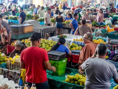 Brasileiro não deixou de consumir, mudou a forma de gastar
