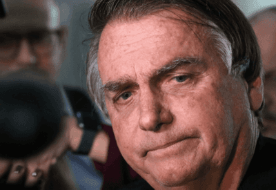 Espingarda motivou busca da PF na casa de Jair Bolsonaro