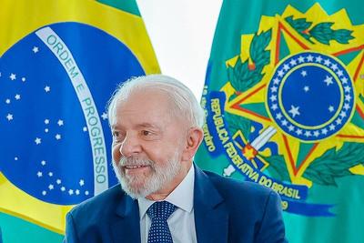 Lula comemora aprovação da regulamentação da reforma tributária 