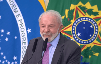 Lula cobra redução dos juros e diz que Banco Central precisa “começar a baixar” taxas