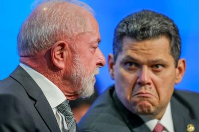 Congresso promulga PL da Dosimetria que pode reduzir pena de Bolsonaro