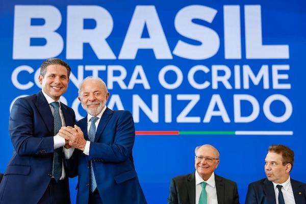 Imagem da notícia: Maioridade penal põe Motta em saia justa perto de eleições