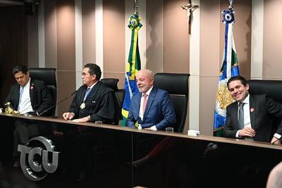 Irritado, Lula aposta em pressão popular contra Congresso