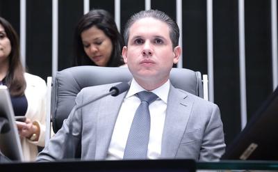 Motta cobra retirada da urgência de projeto da 6x1
