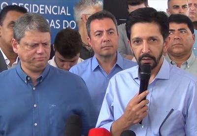Direita tenta acenar às mulheres em convenção de Tarcísio