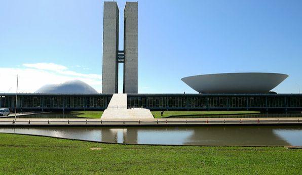 Congresso terá semana de recesso branco com presidentes no exterior