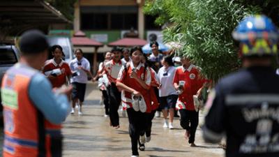 Sobe para 9 número de mortos em ataque a escola na Tailândia