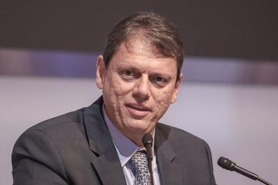 Republicanos oficializa hoje candidatura de Tarcísio em SP