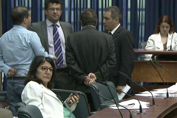 Imagem da noticia Após 17 audiências, CPI da Merenda avança pouco e frustra estudantes