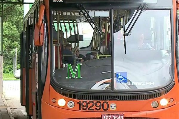 Imagem da noticia Cidade do Paraná reduz preço da passagem de ônibus em R$1,35