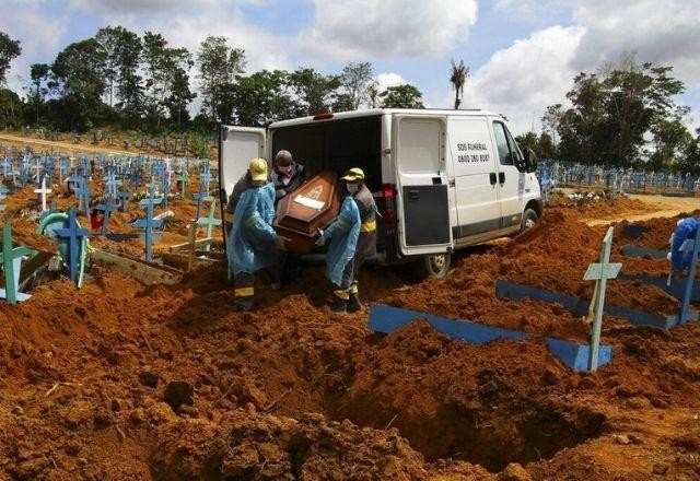 Imagem da noticia Cartórios registram 1,5 milhão de vidas perdidas durante a pandemia