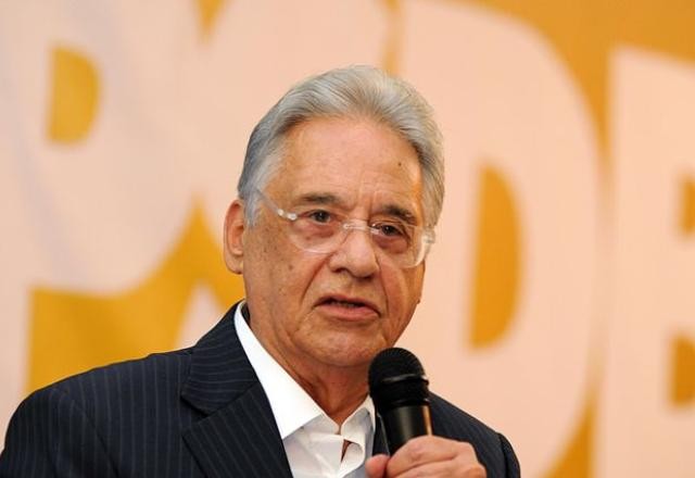 Imagem da noticia Fernando Henrique Cardoso recebe alta após cirurgia no fêmur
